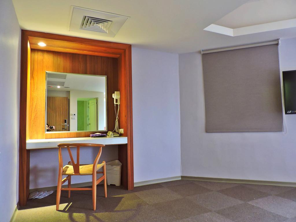 Meci Hotel Hualien Exterior foto